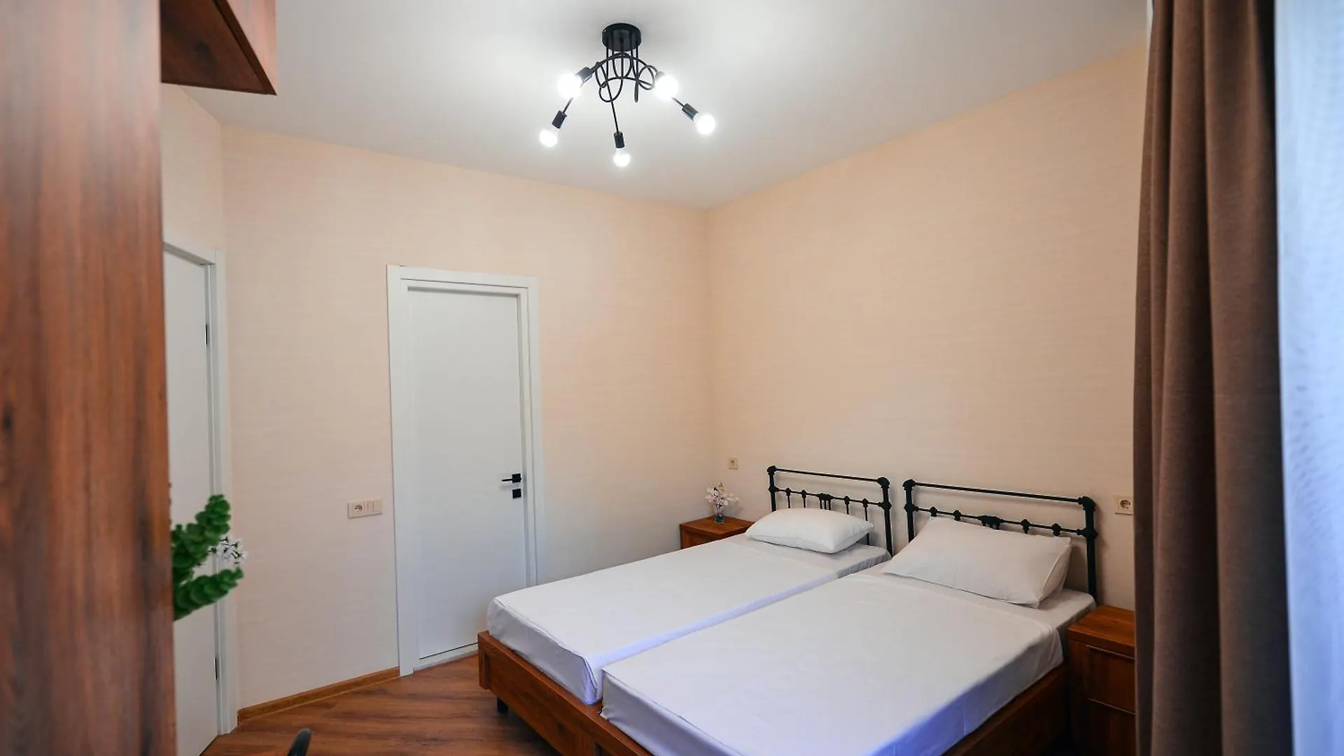 Labu Hotel Tbilisi 3*,