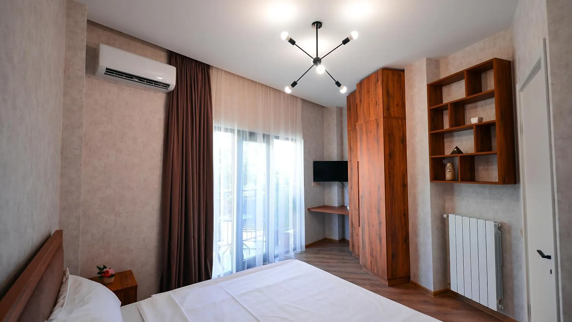 Labu Hotel Tbilisi 3*,