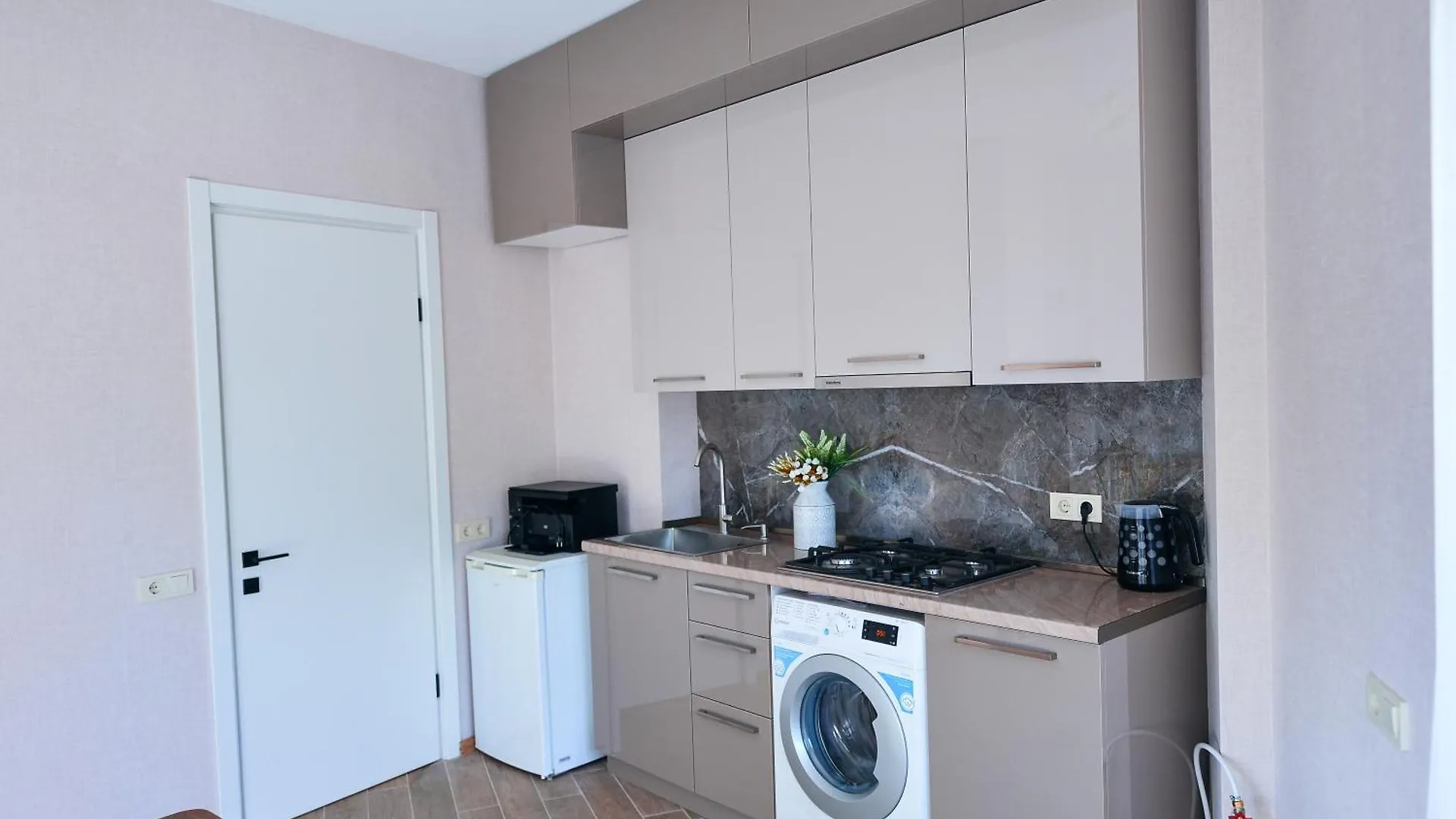 Labu Hotel Tbilisi 3*,  Georgia